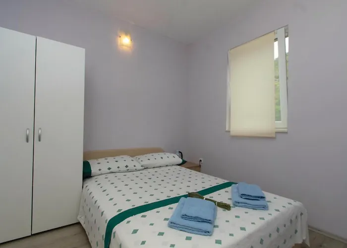 Two-bedroom In 公寓 *