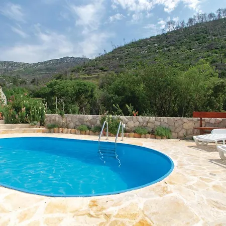 Apartamento Two-bedroom In Trstenik (Dubrovnik-Neretva)